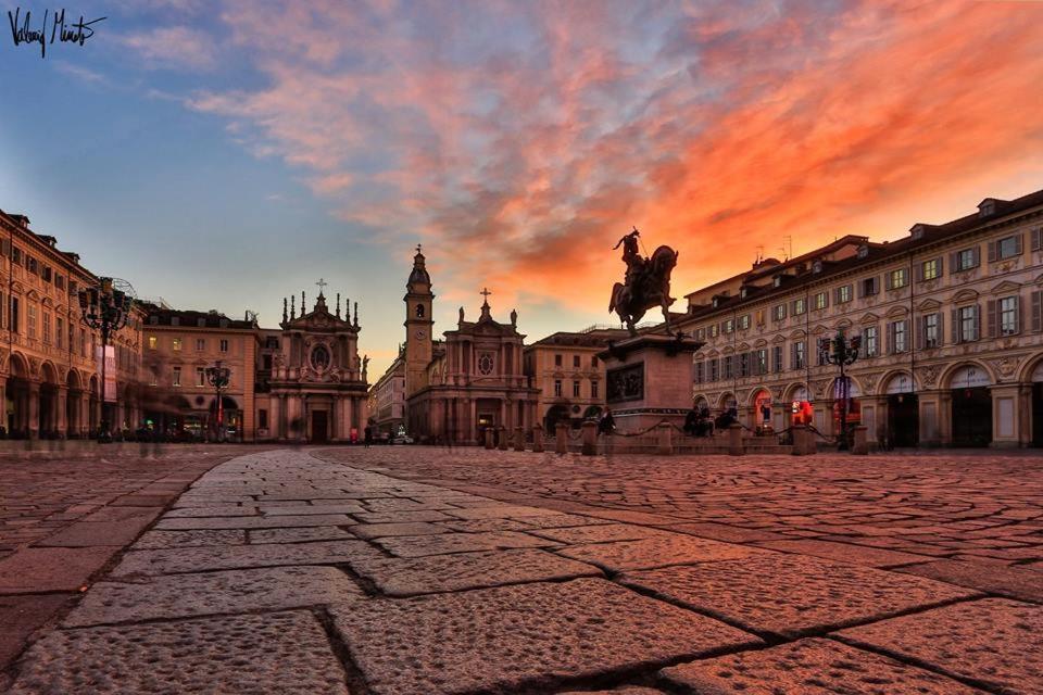 Torino Central-- Rooms And Apartments - Alba Exterior foto